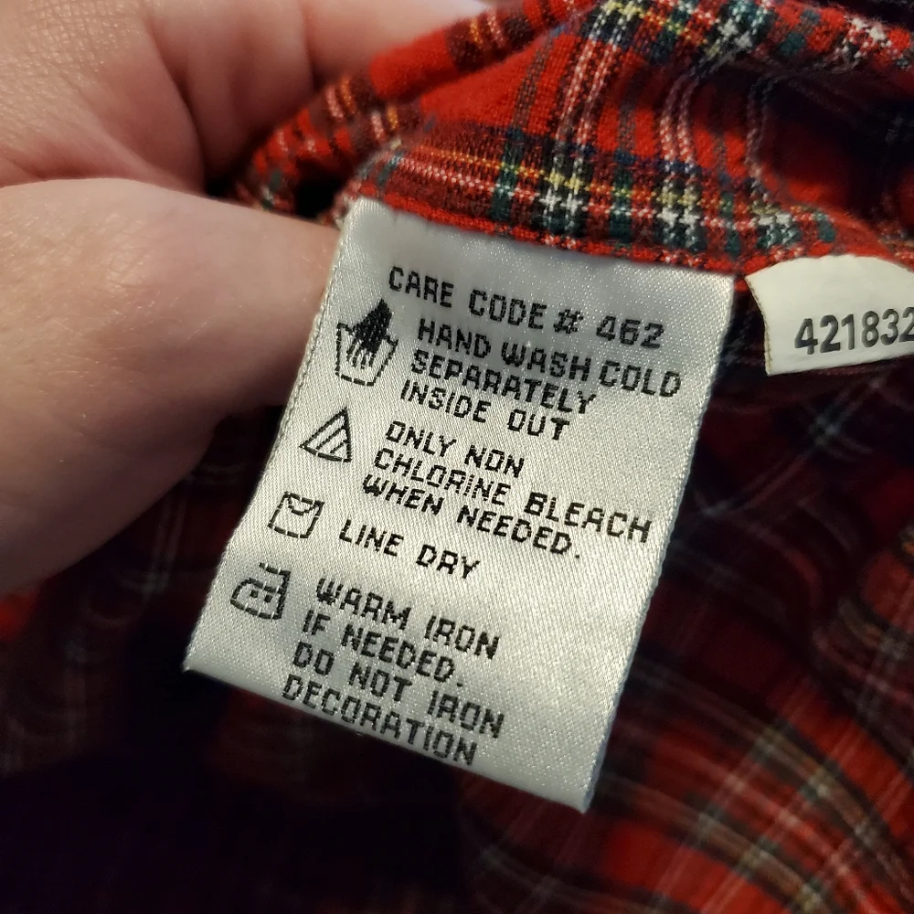 Vintage Christmas Plaid Casey & Max XL Holiday Red Festive Button Down Top - Picture 8 of 11